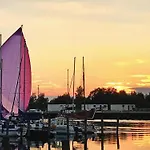 Am Yachthafen In Casa de Férias *