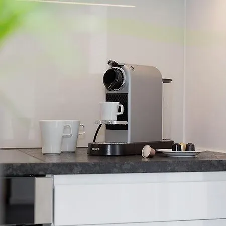 Am Yachthafen In * Peenemunde