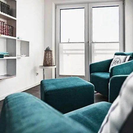 Am Yachthafen In Feriehus