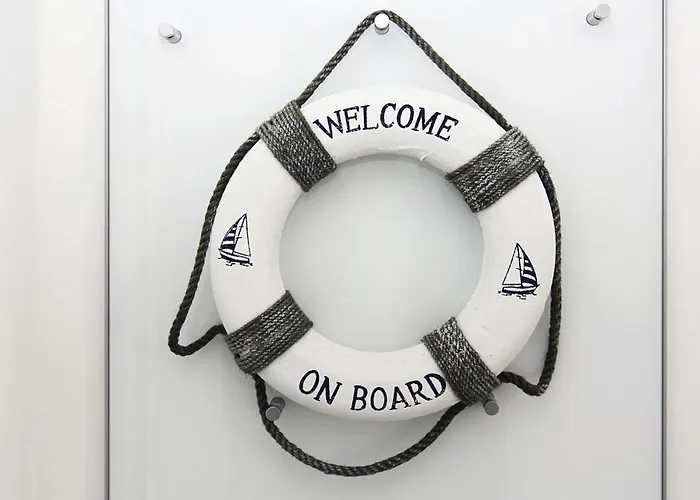 別荘 Am Yachthafen In