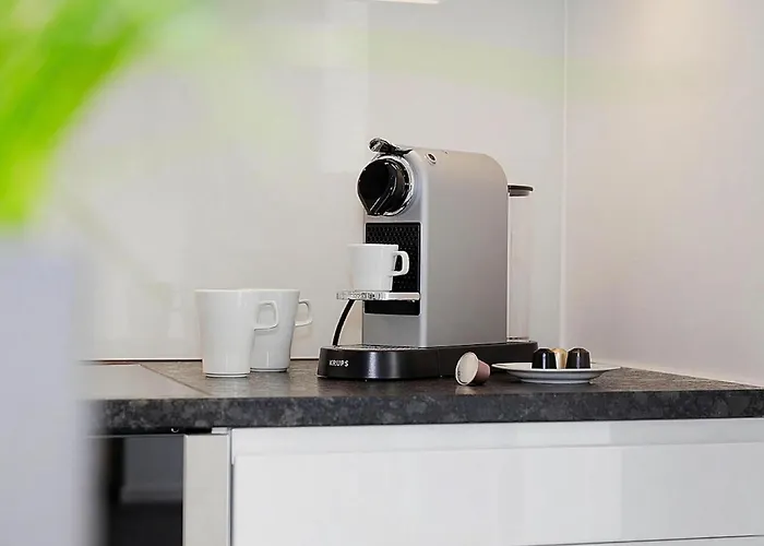 Am Yachthafen In * Peenemunde